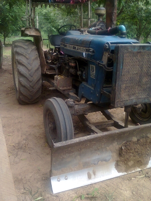 ขายรถไถฟอร์ด 5000-77