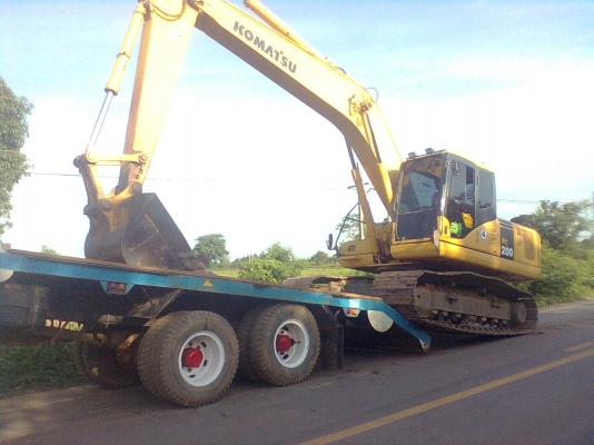 ขาย komutsu pc-200 -7