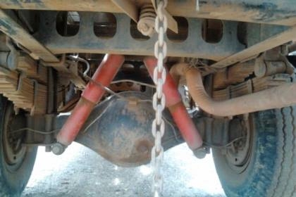 ขาย 6ล้อ ราคาเบาๆ HINO FC2W 120ซุปเปอร์เสี่ย ห้างแท้ปี39 กระจกไฟฟ้า เครื่องเดิมWO4D 120แรง ฟิตมาใหม่ แห้งดีแรง ช่วงล่างคัสซีดีเดิมๆใหญ่ๆไม่เรียวปลาย มีตำหนินิดหน่อย(โทรมาสอบถามครับ)คานหน้า-เฟืองท้ายเดิม กระบะ4.30ม.พื้นไม้คอกไม้สภาพดี หัวบางเดิม พ.ธรรมดา ย