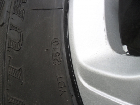 ล้อแม็ก 16นิ้ว 6รู เชฟ พร้อมยาง โหดๆ สวยๆ 4 ล้อ ราคา 7900 บาท