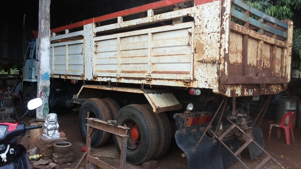 ***ขายแล้วครับขอบคุณ Truck2handขาย 10ล้อ2เพลาดั๊มสภาพดีเครื่องใหญ่ ISUZU ROCKY 210 วางเครื่อง deca270(ลงเล่ม)เครื่องแห้งดี แรงดีไม่จุกจิก เกียร์ดี ช่วงล่างแน่นคัสซีสวยเดิม ไม่ผุไม่ดาม กระบะดั๊มเหล็ก สามมิตรสภาพดี ข้างดีพื้นดีไม่ผุ ระบบลากพ่วงครบ หัวสวยภาย