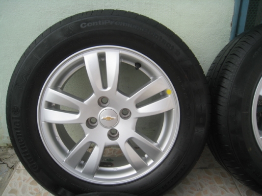 ขายล้อแม็ก Chevrolet sonic 15"x6" 4รู100 +ยาง 12,1 เส้นและยางปี 13,3เส้น   สนใจติดต่อเล็กคลองสามครับ (081-3747940)