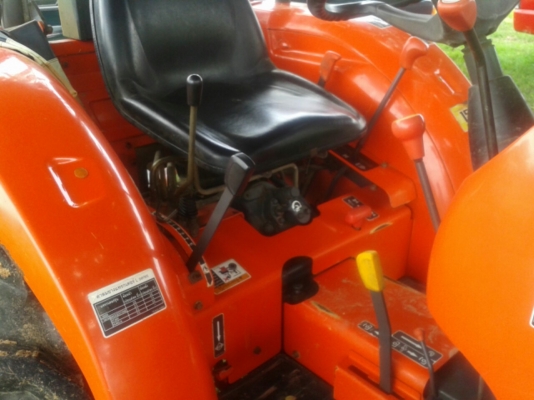 ขายรถไถ KUBOTA L3008