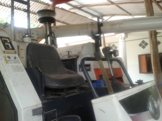 ขายรถเกี่ยวข้าว KUBOTA DC68G พร้อมเทนเลอร์