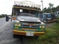 อีซูซุสิบล้อกระบะพื้นเรียบ