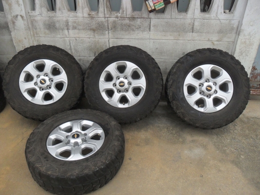 ล้อแม็ก 16นิ้ว 6รู เชฟ พร้อมยาง โหดๆ สวยๆ 4 ล้อ ราคา 7900 บาท