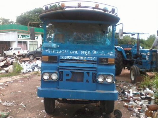 ขายด่วนรถนวดข้าว7ฟุตเกษตรพัตนา รถ6ล้อเครื่องhino6 สูบ