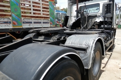 10ล้อหัวลากHINO MEGA 500UROIIIปี52-260แรงม้า