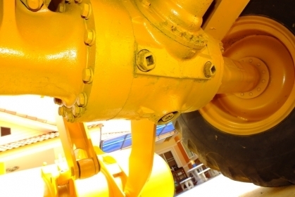 รถตัก KOMATSU WA100-1 S/N 1xxxx เลขไมล์ 2,xxx hr. รถสวย เก่าญี่ปุ่น มีทะเบียนครบ ผ่านการทำ PM ทั้งคันแล้วจากศูนย์บริการ KOMATSU.