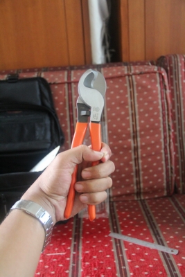 คีมตัดสายเคเบิ้ล SHELL ST-610H