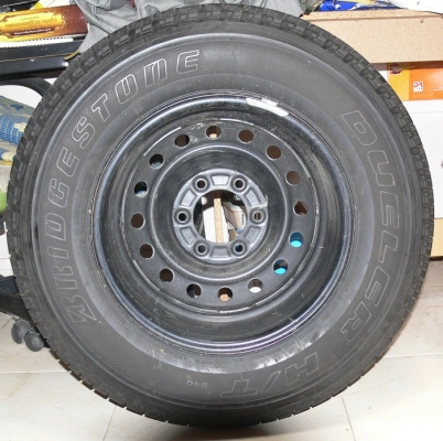 ขาย ยางอะไหล่พร้อมกะทะ Bridgestone 245/70 R16 H/T840