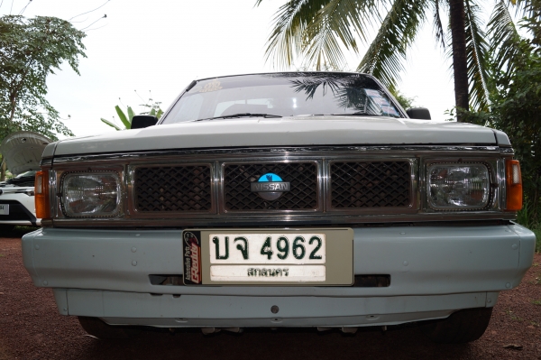 ต้องการขาย นิสสัน บิ๊กเอ็ม สีขาวเครื่องเบนซิน 1600 cc.  รถปี 2535  พึ่งติดแก๊ส มาใหม่ๆ ขายเงินสด แปดหมื่นบาทพร้อมโอน  เครื่องเสียงกระหึ่ม เร้าใจ  สนใจขอดูรถได้ทุกที่ สภาพน่าใช่มากๆ