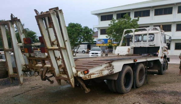 ขายฮีโน่FL 176 เพลาเดียว เครื่อง168แรง รถย้าย