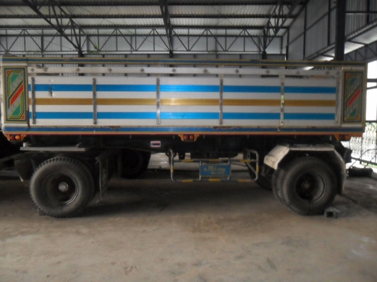 Hino Mega 260 แรง แก๊ส CNG 6 ถัง แม่ลูก อู่ สหะกิจ ปี 47-48 ยาง 90\%  คัสซีเลี้ยม พร้อมใช้