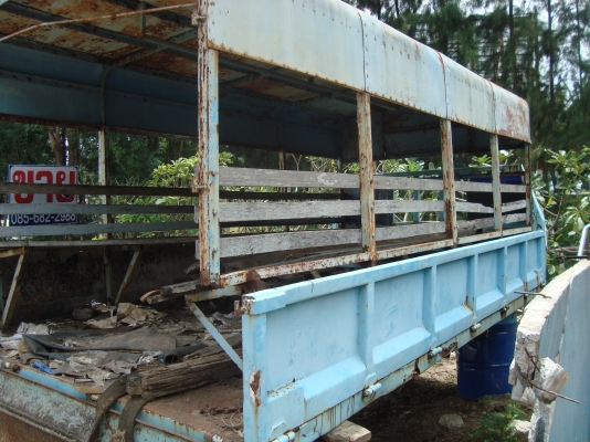 ขายคอกติดรถ 6ล้อ