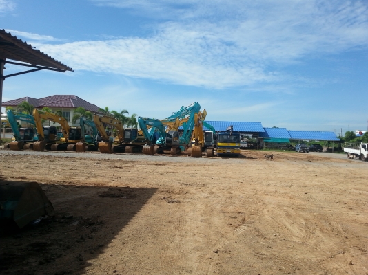 รับงานแบคโฮ pc30วันละ2000pc120วันละ3000