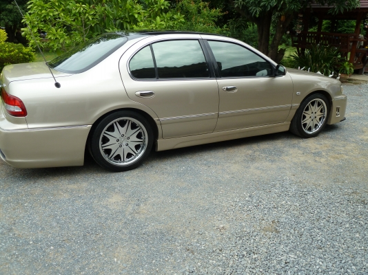 +*+*+* ขาย a32 แต่ง vip  ติดแก๊ส lpg ระบบหัวฉีด ลดเหลือ 218000*+*+*+