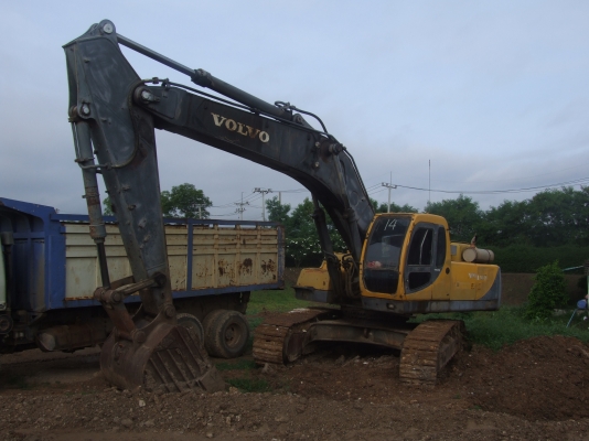 VOLVO EC 360 LC ขายด่วนสภาพดีพร้อมใช้งาน