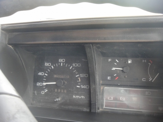 ขอบคุณทีมงาน Truck2Hand มากครับ ขาย ISUZU NPR เอฟหน้า - หลัง ยาว 4.30 เมตร ห้างแท้