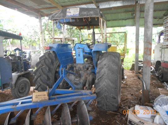 รถไถฟอร์ด6600 T 3 ราคาเบาๆ สภาพสวย พร้อมใช้งาน คอม้าใหญ่ มีผานดัน หน้า ผานหลัง เจ้าของขายเอง