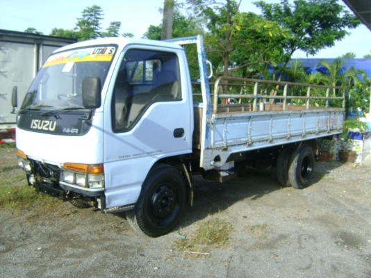 ขายรถ 6 ล้อ NKR เครื่อง4BE 110 แรง เครื่องดี คัชชีสวย  บางเดิมทั้งคัน