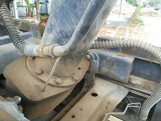 รถฮีโน่ 10 ล้อดั้ม 380 แรงม้า ปี 52  สนใจติดต่อ 081 - 6079515