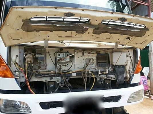 รถฮีโน่ 10 ล้อดั้ม 380 แรงม้า ปี 52  สนใจติดต่อ 081 - 6079515