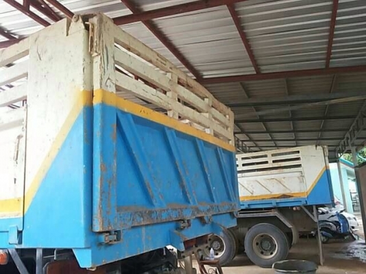 รถฮีโน่ 10 ล้อดั้ม 380 แรงม้า ปี 52  สนใจติดต่อ 081 - 6079515