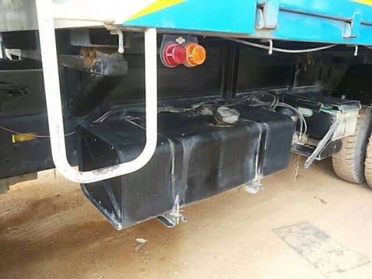 รถฮีโน่ 10 ล้อดั้ม 380 แรงม้า ปี 52  สนใจติดต่อ 081 - 6079515