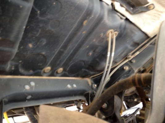 รถฮีโน่ 10 ล้อดั้ม 380 แรงม้า ปี 52  สนใจติดต่อ 081 - 6079515