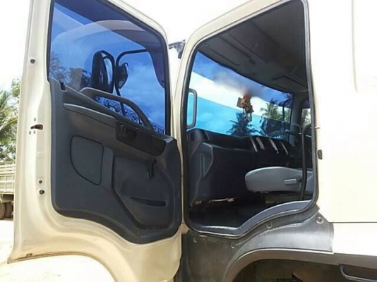 รถฮีโน่ 10 ล้อดั้ม 380 แรงม้า ปี 52  สนใจติดต่อ 081 - 6079515