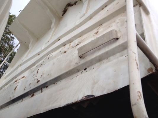 รถฮีโน่ 10 ล้อดั้ม 260 แรงม้า ปี 48 สนใจติดต่อ 081 - 6079515