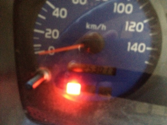 รถฮีโน่ 10 ล้อดั้ม 260 แรงม้า ปี 48 สนใจติดต่อ 081 - 6079515