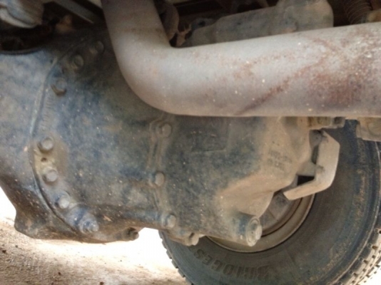 รถฮีโน่ 10 ล้อดั้ม 260 แรงม้า ปี 48 สนใจติดต่อ 081 - 6079515