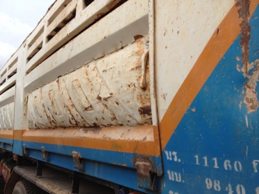 รถฮีโน่ 10 ล้อดั้ม 260 แรงม้า ปี 48 สนใจติดต่อ 081 - 6079515