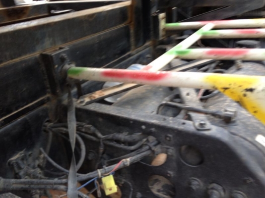 รถฮีโน่ 10 ล้อดั้ม 260 แรงม้า ปี 48 สนใจติดต่อ 081 - 6079515