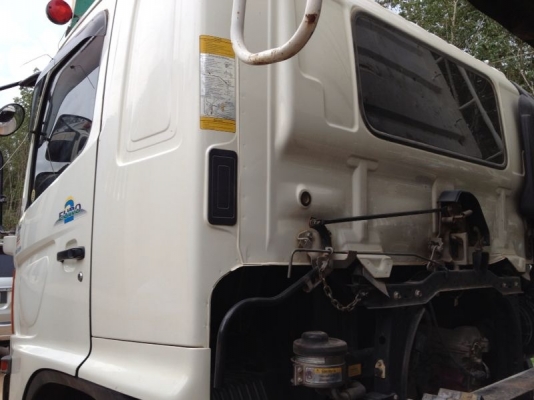 รถฮีโน่ 10 ล้อดั้ม 260 แรงม้า ปี 48 สนใจติดต่อ 081 - 6079515