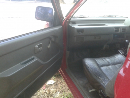 ขาย ISUZU TFR ปี 36 ตอนเดียว แอร์  เครื่องดี ทะเบียนเต็ม พร้อมโอน พร้อมใช้...