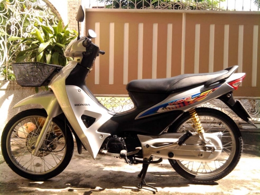ขออนุญาติขาย HONDA WAVE100S U-Box สตาร์ทมือ กุญแจ 2 ชั้น