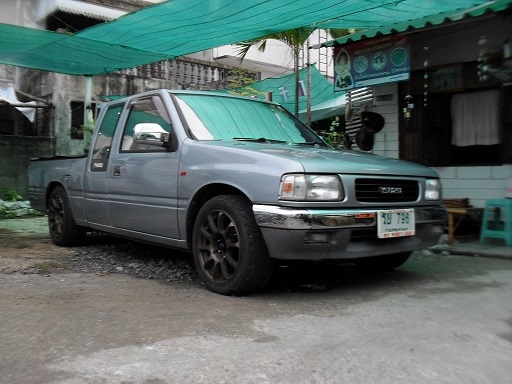 isuzu 98 เครื่องเสียง แต่งนิดๆๆๆ isuzu 98 เครื่องเสียง แต่งนิดๆๆๆ