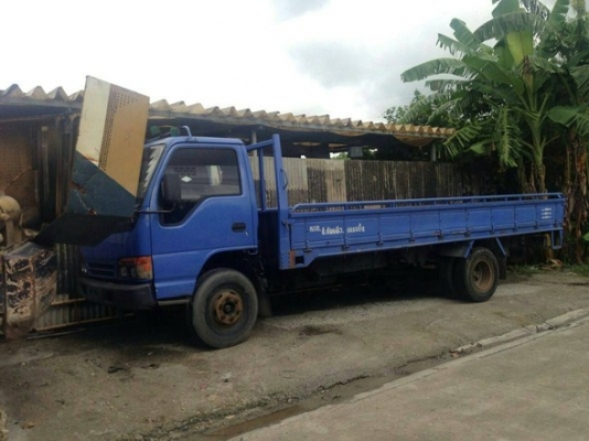 ขายรถบรรทุก6ล้อ อีซูซุ NQR ออกป้ายแดง รถประมาณ9-10ปี 140แรงม้า ยาว5.5ม เปิดข้าง ขายรถบรรทุก6ล้อ อีซูซุ NQR ออกป้ายแดง รถประมาณ9-10ปี 140แรงม้า ยาว5.5ม เปิดข้าง