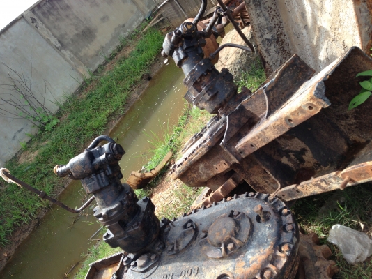 ขายตัวเดิน Mitsubishi 200-คายาบ้า 1คู่