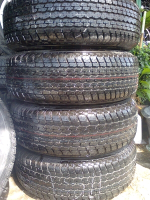 ขายล้อ v-cross ป้ายแดงพร้อมยางชุดละ19800 ขายล้อ v-cross ป้ายแดงพร้อมยางชุดละ19800