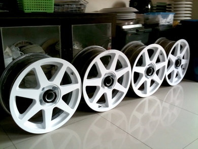 แม็กซ์ TSW ขนาด17นิ้ว สเปค 4 รู114.3 สีขาวสดใส สวยทั้งชุด