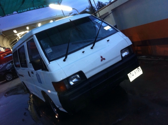 มิซุบิชิ  l300