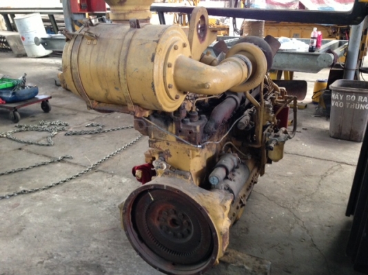 ขายเครื่องและเกียร์แทรคเตอร์ CAT D4H D5H D6H ออโต้