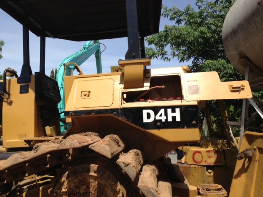 ขายเครื่องและเกียร์แทรคเตอร์ CAT D4H D5H D6H ออโต้