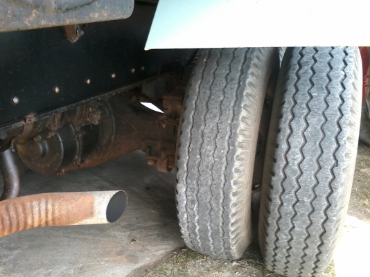 ขายรถสิบล้อ 240นางฟ้า รถสวย สภาพดี พร้อมใช้งาน 0810097946