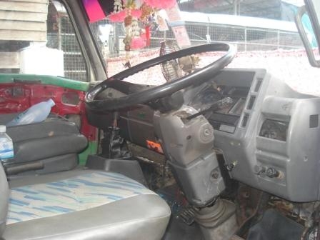 ขาย 6 ล้อ HINO KM779 เครื่อง 117 แรงม้า กระบะคาร์โก้ คอกเหล็กสูง ยาว 5.50 ม.