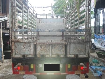 ขาย 6 ล้อ HINO KM779 เครื่อง 117 แรงม้า กระบะคาร์โก้ คอกเหล็กสูง ยาว 5.50 ม.